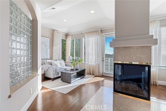 MLS #OC25238106 image #26