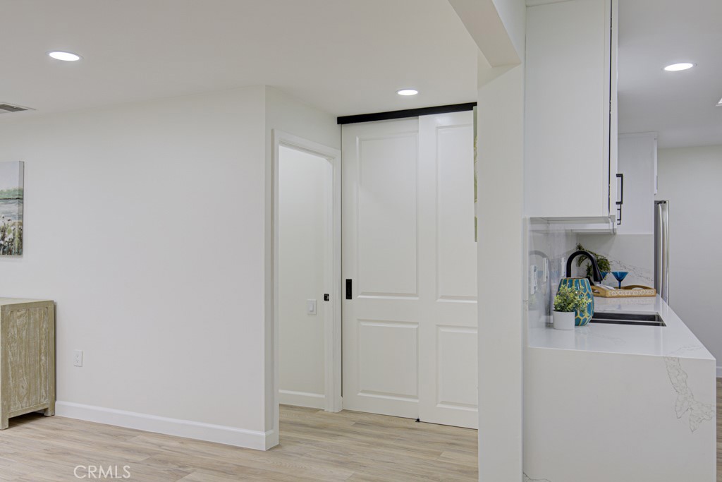 MLS #OC25238163 image #19