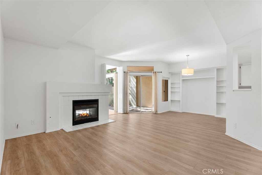 MLS #OC25238169 image #6