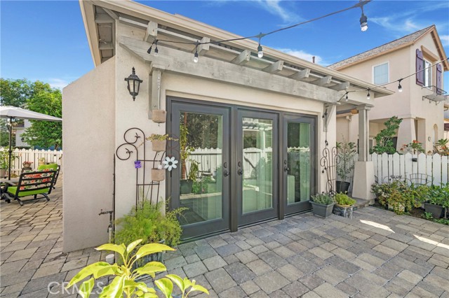 MLS #OC25238206 image #1