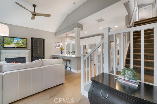 MLS #OC25238206 image #4