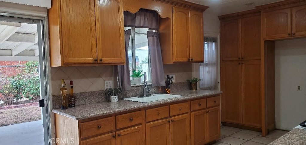 MLS #OC25238262 image #9