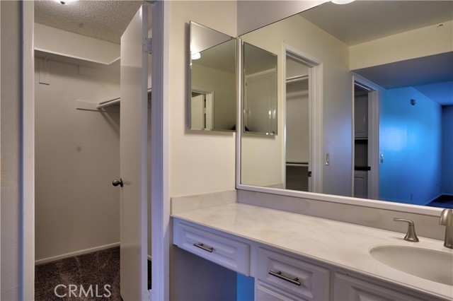 MLS #OC25238308 image #21