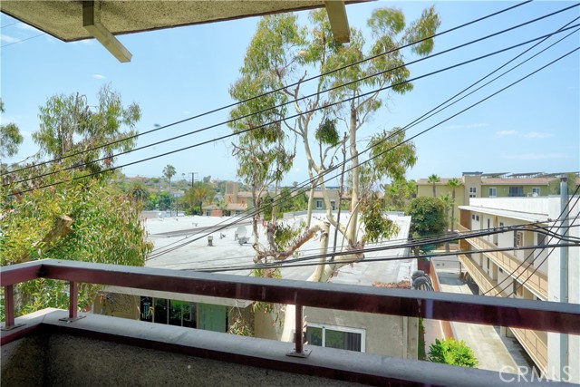 MLS #OC25238308 image #25