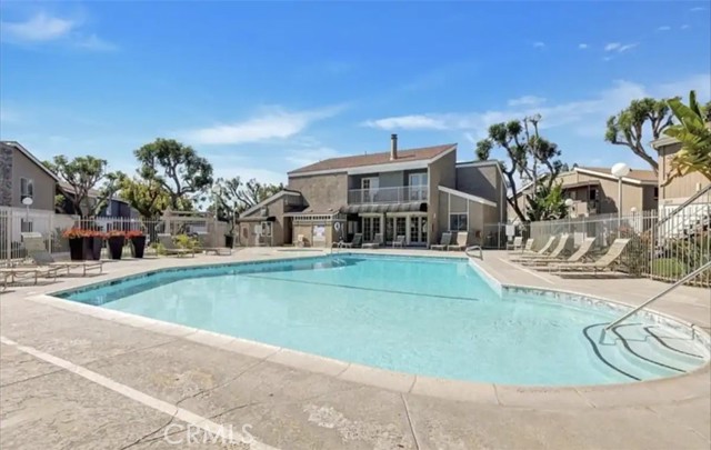 MLS #OC25238368 image #28