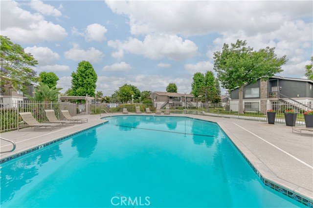 MLS #OC25238368 image #29