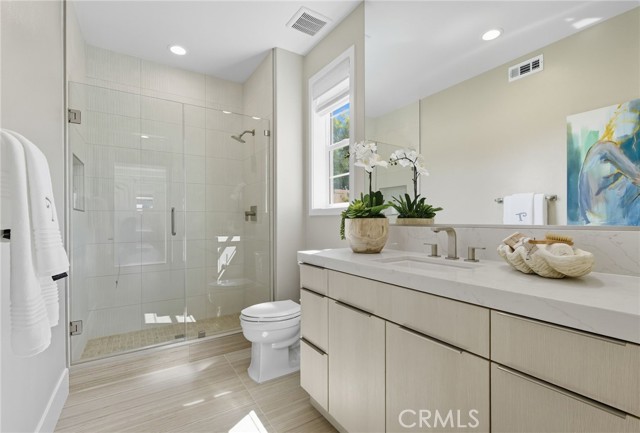 MLS #OC25238384 image #16