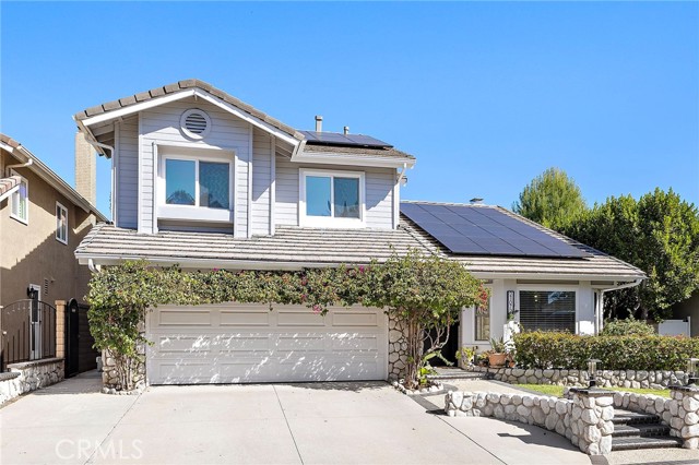 MLS #OC25238415 image #1