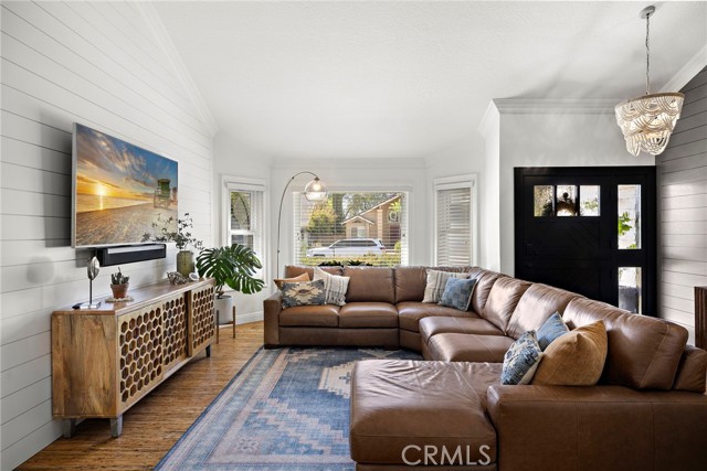 MLS #OC25238415 image #9