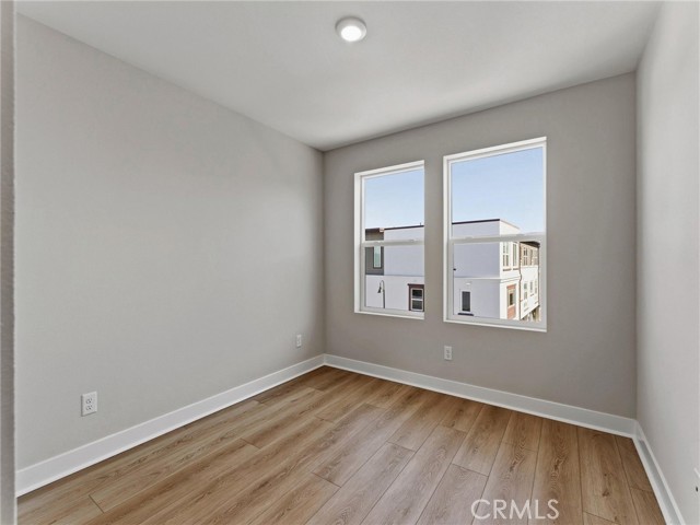 MLS #OC25238445 image #11