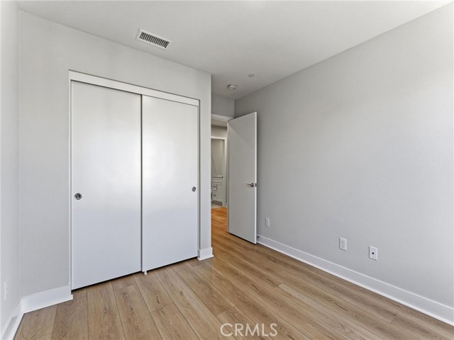 MLS #OC25238445 image #14