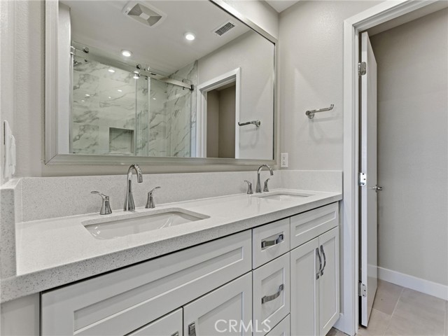 MLS #OC25238445 image #20
