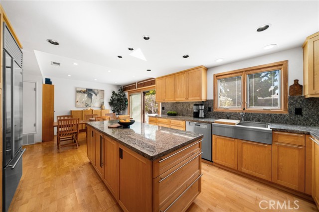 MLS #OC25238460 image #17