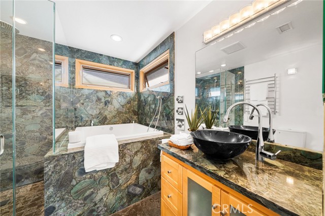 MLS #OC25238460 image #27