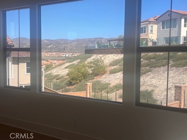 MLS #OC25238461 image #4