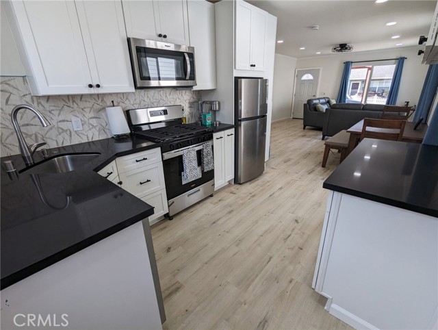 MLS #OC25238472 image #4