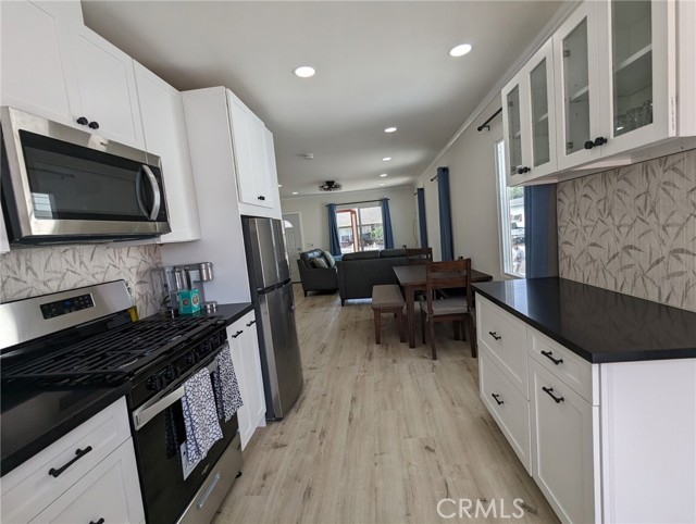 MLS #OC25238472 image #8