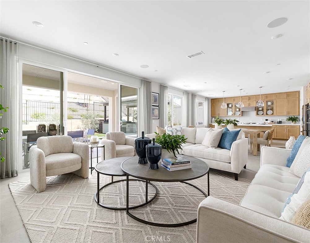 MLS #OC25238496 image #3