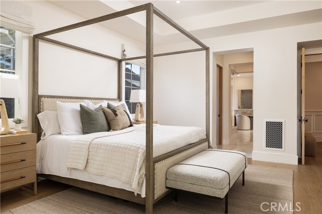 MLS #OC25238497 image #10