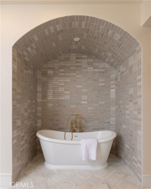 MLS #OC25238497 image #14