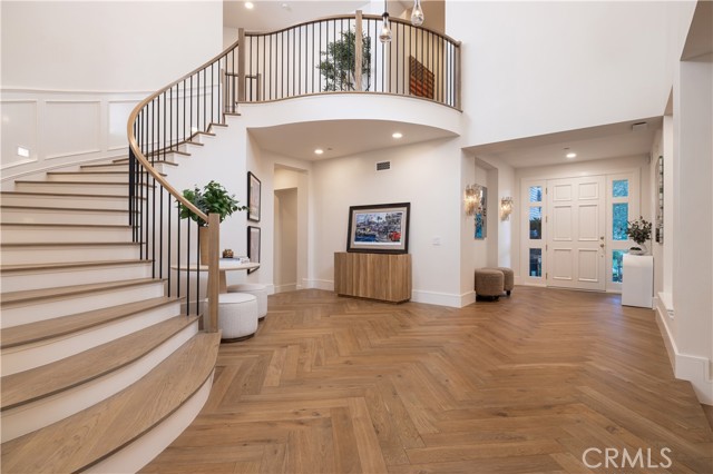 MLS #OC25238497 image #39