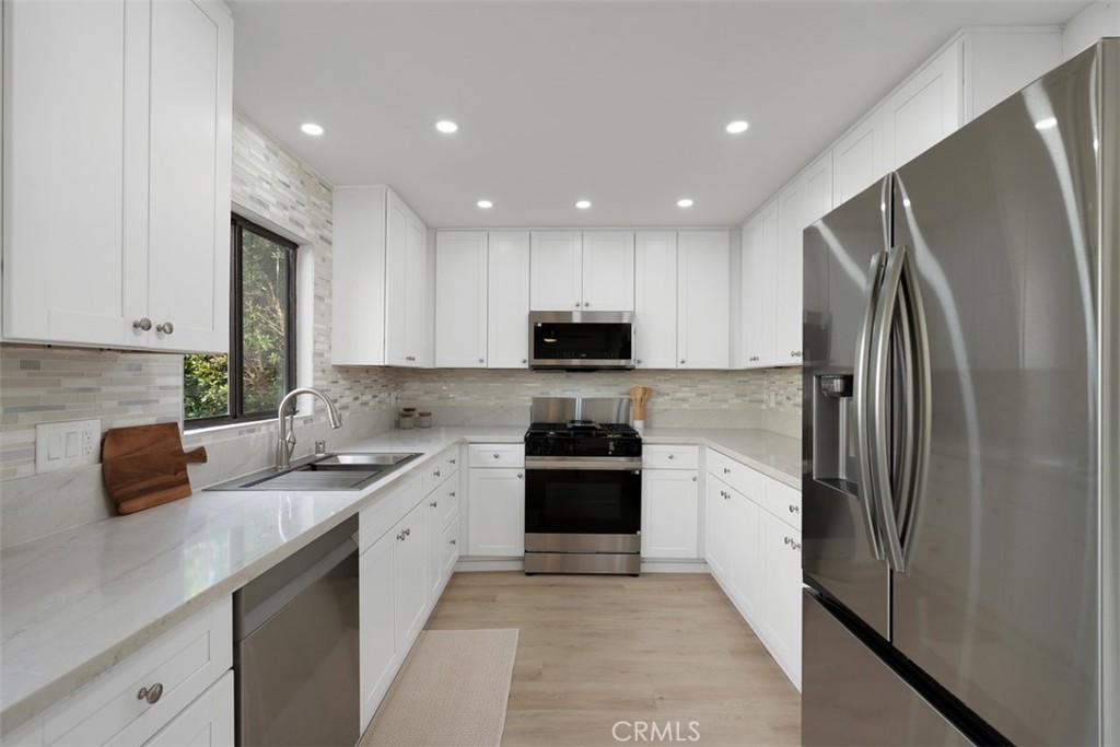 MLS #OC25238523 image #22