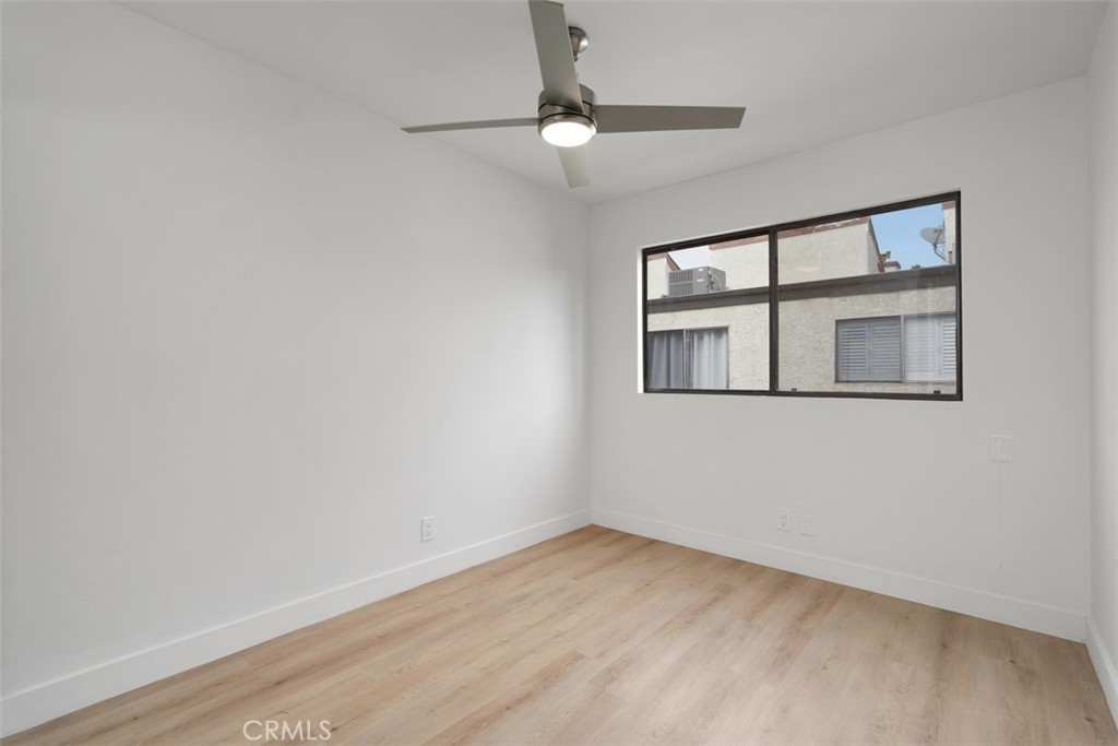 MLS #OC25238523 image #26