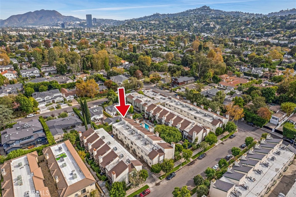 MLS #OC25238523 image #47