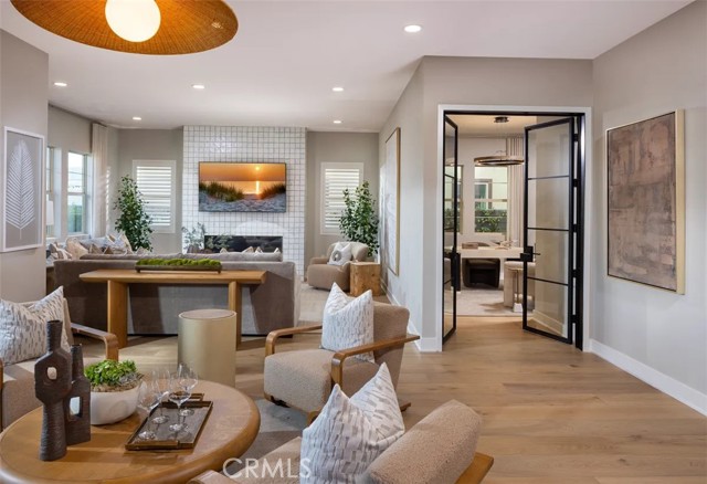 MLS #OC25238540 image #2