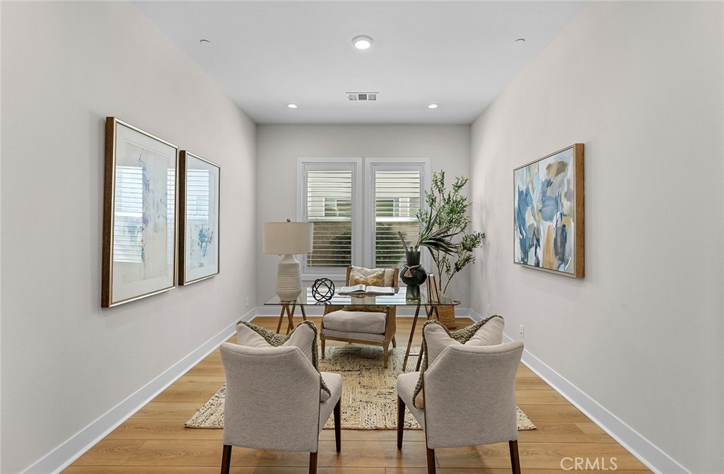 MLS #OC25238543 image #14