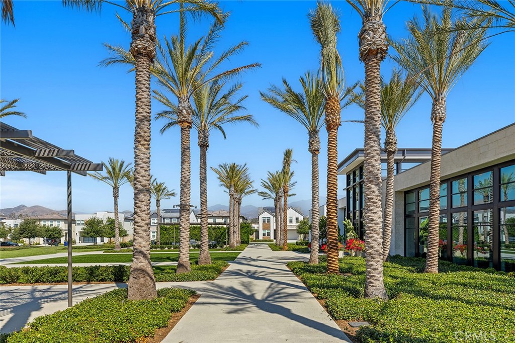 MLS #OC25238543 image #46