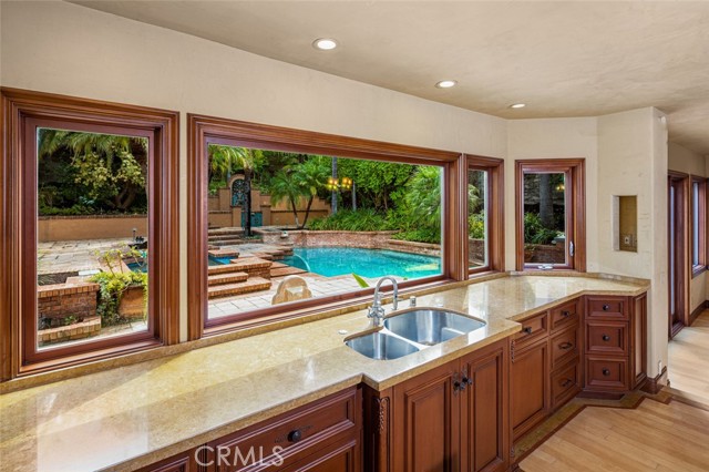 MLS #OC25238554 image #17