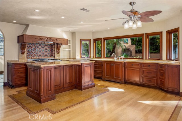 MLS #OC25238554 image #20