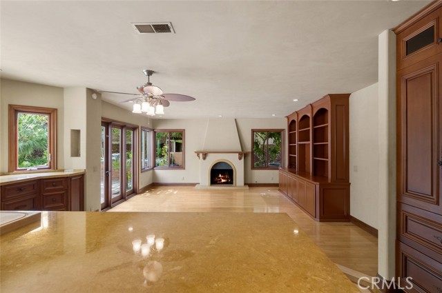 MLS #OC25238554 image #22