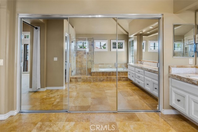 MLS #OC25238554 image #31