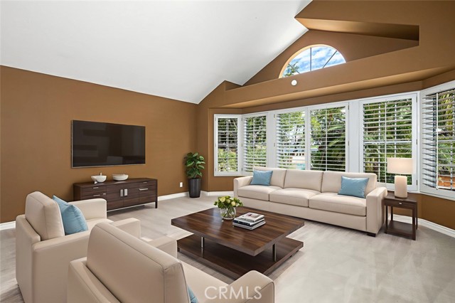 MLS #OC25238554 image #33