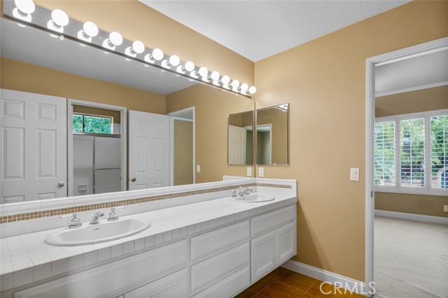 MLS #OC25238554 image #36