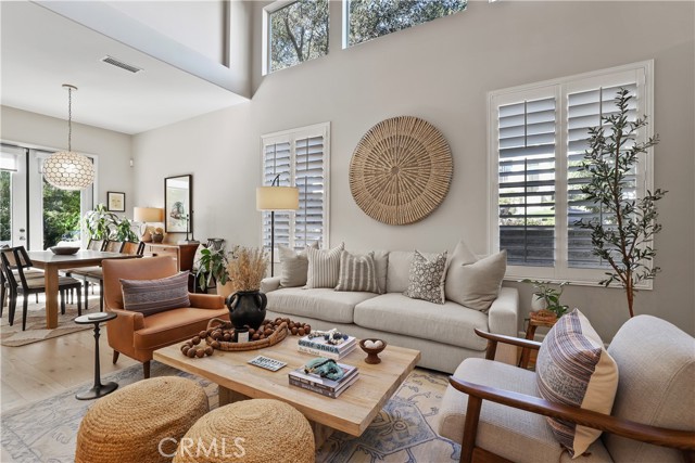 MLS #OC25238609 image #2