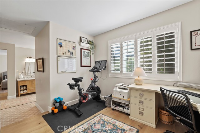 MLS #OC25238609 image #23