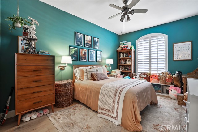 MLS #OC25238609 image #24