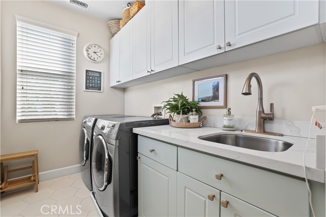 MLS #OC25238609 image #28