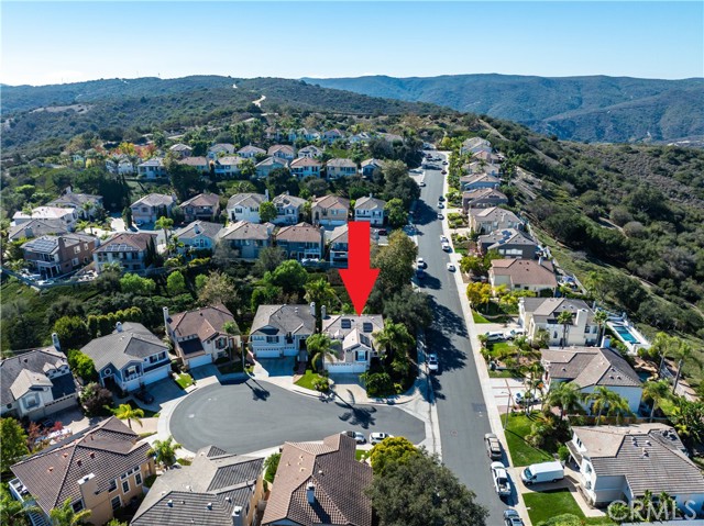 MLS #OC25238609 image #40