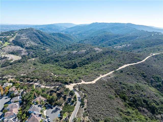 MLS #OC25238609 image #41