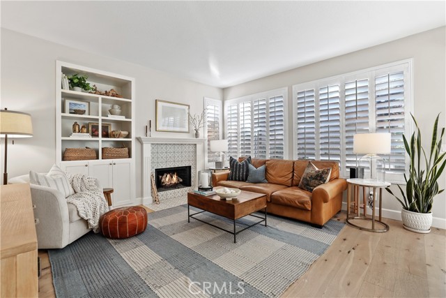 MLS #OC25238609 image #9