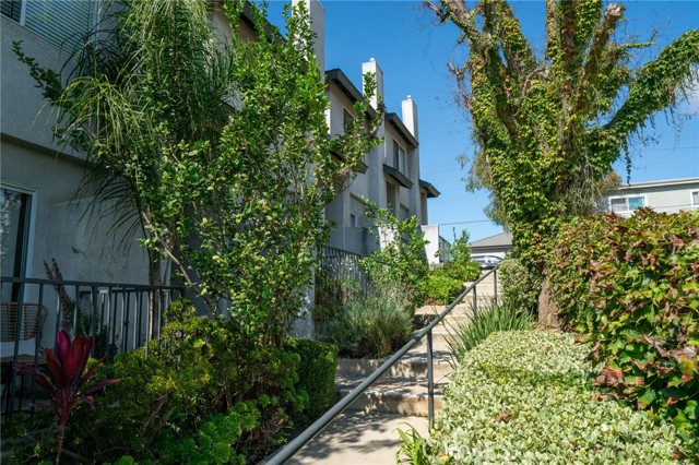 MLS #OC25238637 image #7