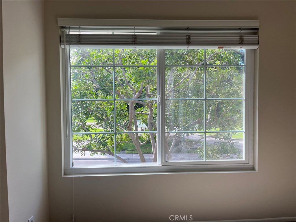 MLS #OC25238659 image #33