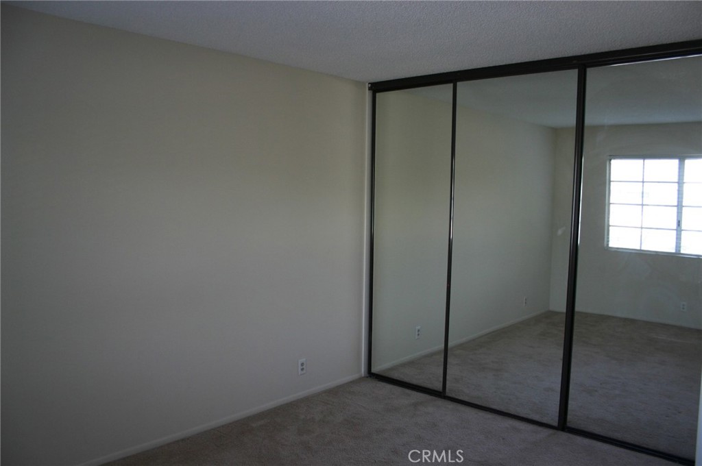 MLS #OC25238659 image #40