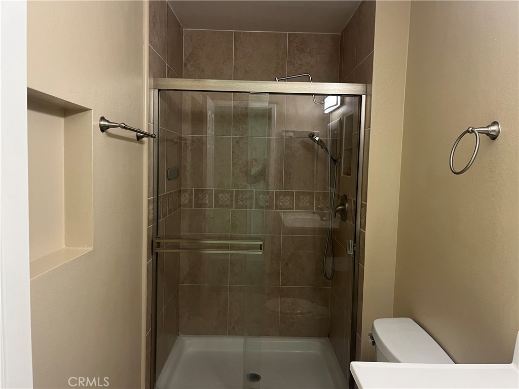 MLS #OC25238659 image #46