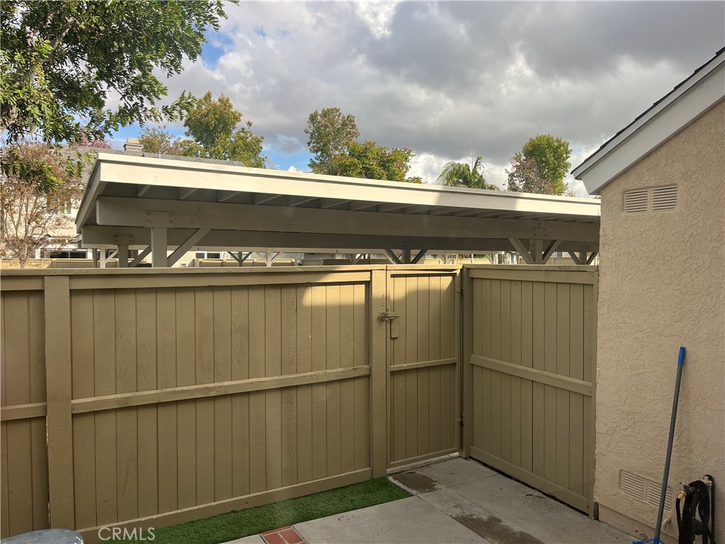 MLS #OC25238659 image #54