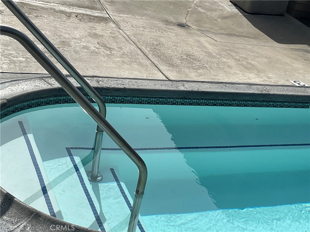 MLS #OC25238659 image #60